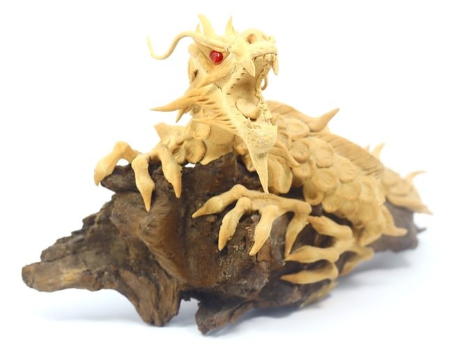 Vintage Oriental Driftwood Dragon Statue Acacia Wood Crawling Teak Dragon Sculpture: 22.8x15.2cm Weight: 466 grams (Before Packing) Thousand Planet Auction House Season 4: Ten2Go August Collection Auction. A bargain hunter's, fixer-upper's, and pack-rat's dream come true! Our Ten2Go "
