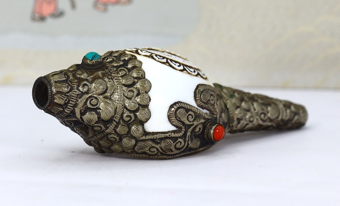 Antique Tibet Buddhism Temple Silver Turquoise and Coral Conch Shell Trumpet Horn (1 of 4)
