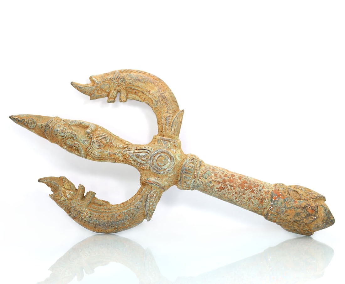 Antique Bronze Krit TriSun Naga Serpant Samrit Bronze Angkor Wat Khmer Thai Amulet (1 of 2)