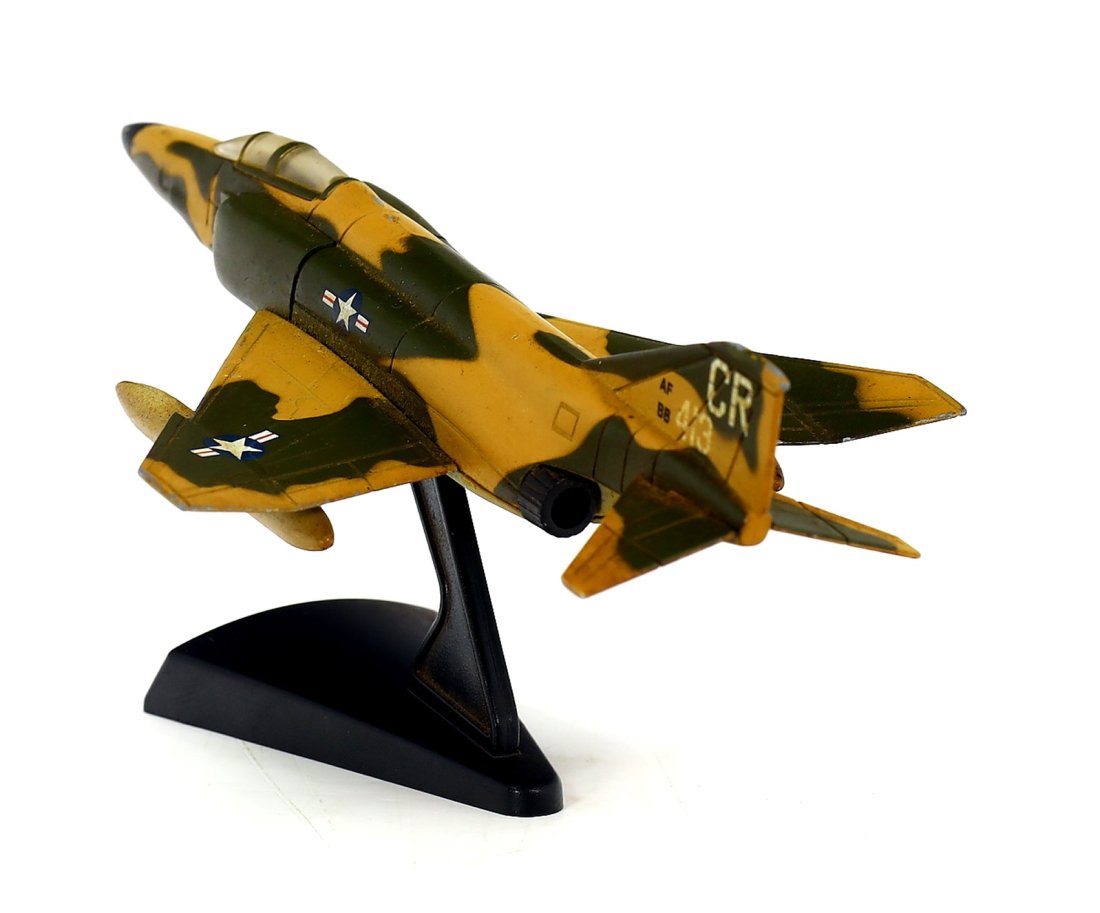 5384 F4 Phanton II Aircraft Airplane Model 1/145 Scale Die-cast plane with stand (1 of 3)