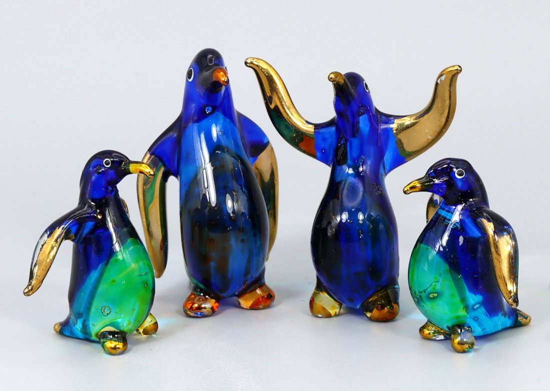 Collection of Hand Blown Penguin Animal Miniatures Glass Paperweights Art Glass Figurine (1 of 3)