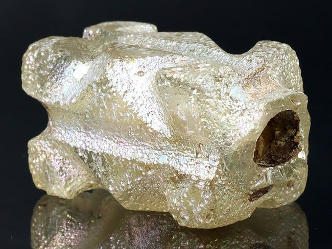 An Ancient Western Asiatic Roman Glass Unguentarium Flask Vessel Art Antique: 2 11/64 inches Weight: 20 grams (Before Packing) Thousand Planet Auction House Season 4: Ten2Go August Collection Auction. A bargain hunter's, fixer-upper's, and pack-rat's dream come true! Our Ten2Go