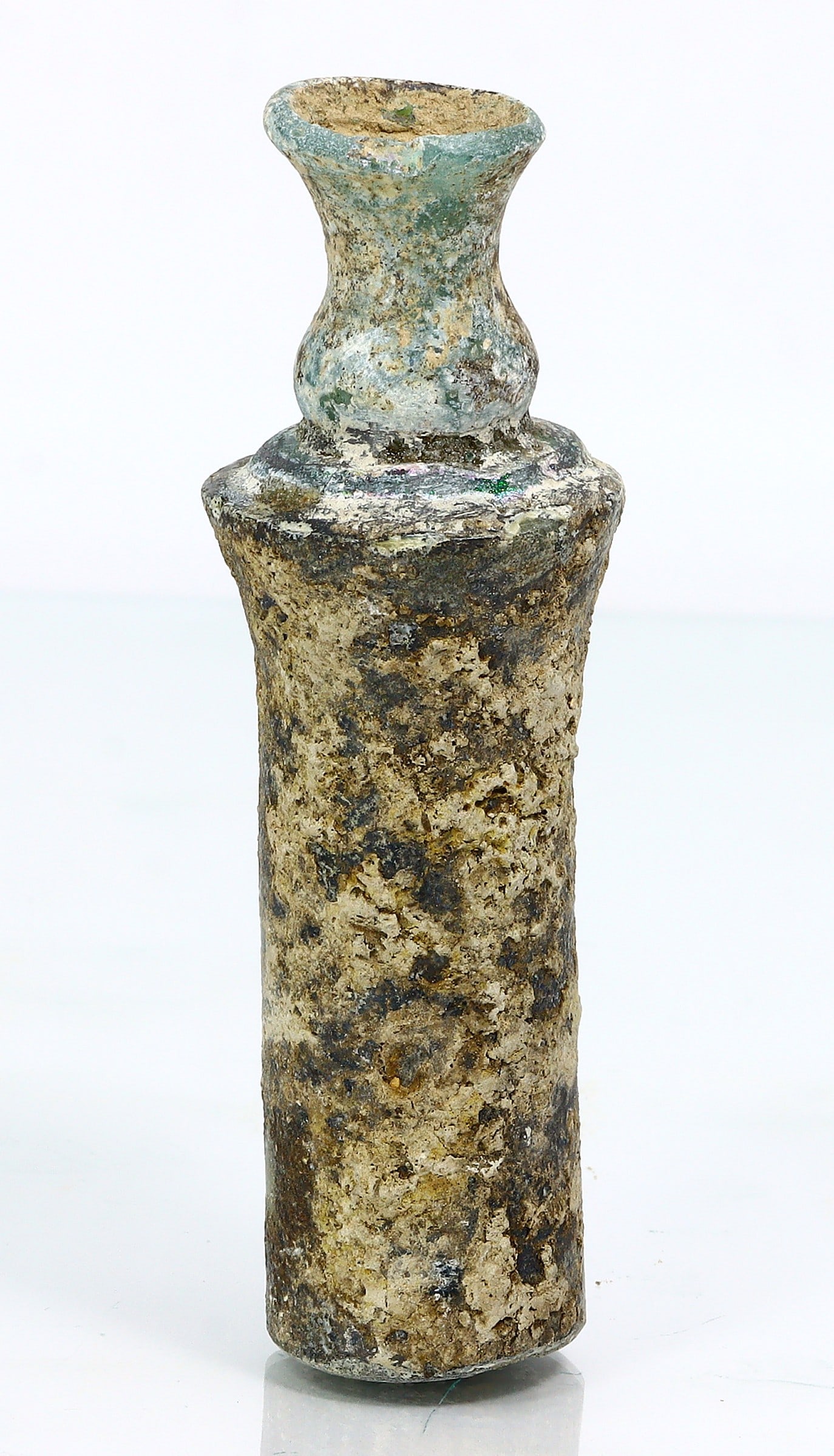 An Ancient Western Asiatic Roman Glass Unguentarium Flask Vessel Art Antique: 4 9/64 inches Weight: 57 grams (Before Packing) Thousand Planet Auction House Season 4: Ten2Go August Collection Auction. A bargain hunter's, fixer-upper's, and pack-rat's dream come true! Our Ten2Go