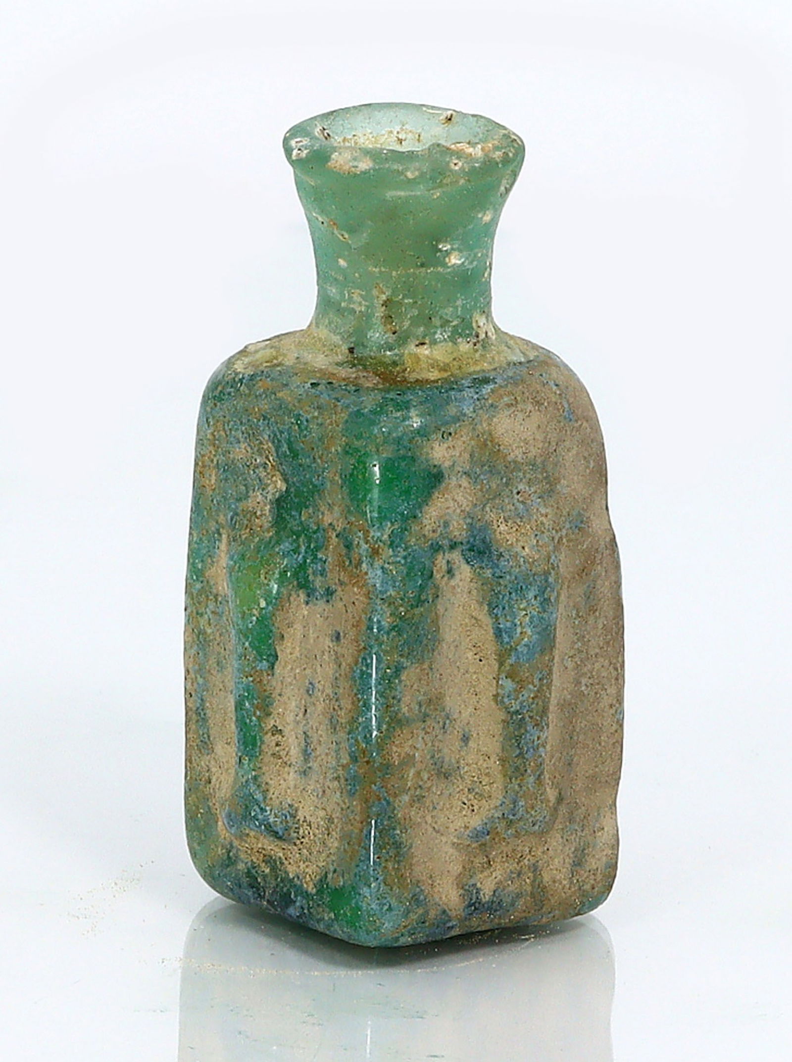 An Ancient Western Asiatic Roman Glass Unguentarium Flask Vessel Art Antique: 1 3/8 inches Weight: 32 grams (Before Packing) Thousand Planet Auction House Season 4: Ten2Go August Collection Auction. A bargain hunter's, fixer-upper's, and pack-rat's dream come true! Our Ten2Go "