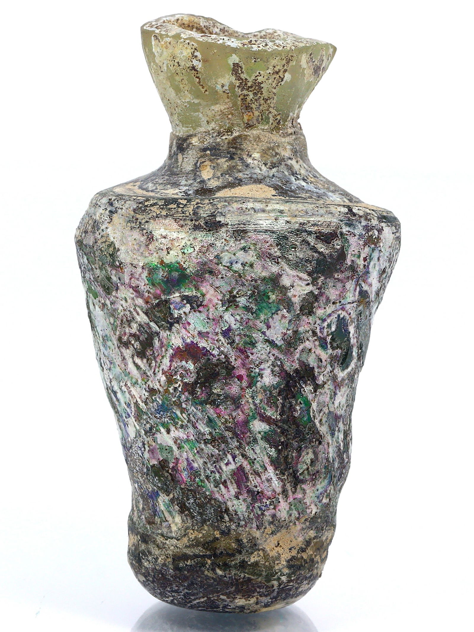 An Ancient Western Asiatic Roman Glass Unguentarium Flask Vessel Art Antique: 1 9/64 inches Weight: 24 grams (Before Packing) Thousand Planet Auction House Season 4: Ten2Go August Collection Auction. A bargain hunter's, fixer-upper's, and pack-rat's dream come true! Our Ten2Go