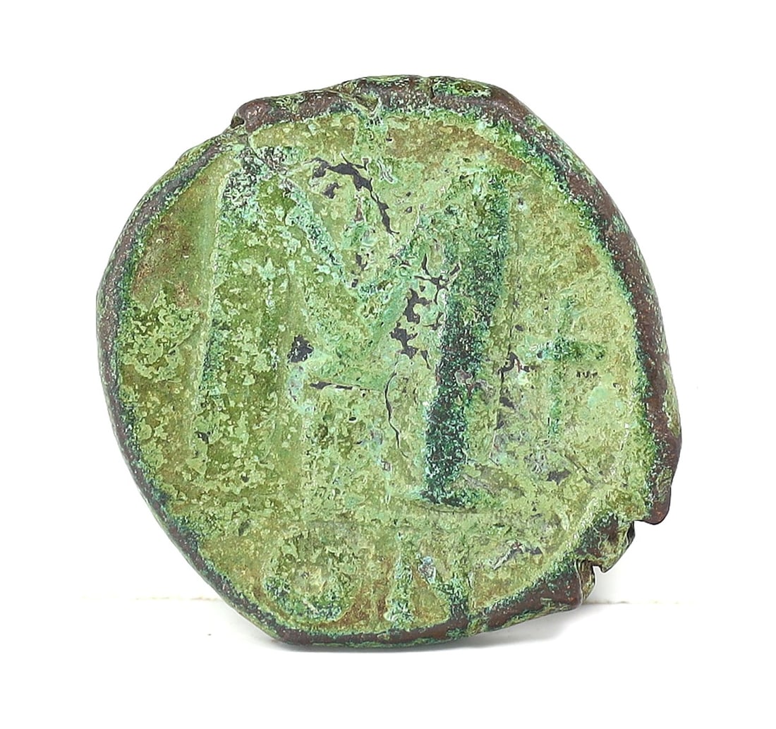 Ancient Bronze Byzantine Bronze Coin Emperor Justinian 527-565 AD Byzantium Empire: 3x3cm Weight: 16 grams (Before Packing) Thousand Planet Auction House Season 4: Ten2Go August Collection Auction. A bargain hunter's, fixer-upper's, and pack-rat's dream come true! Our Ten2Go "warehou