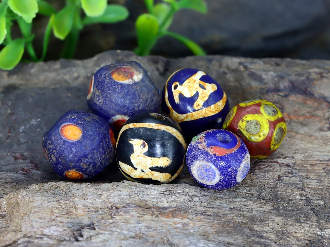 Collection of Lampwork Glass Bead  Art Glass Paperweight (1 of 2)