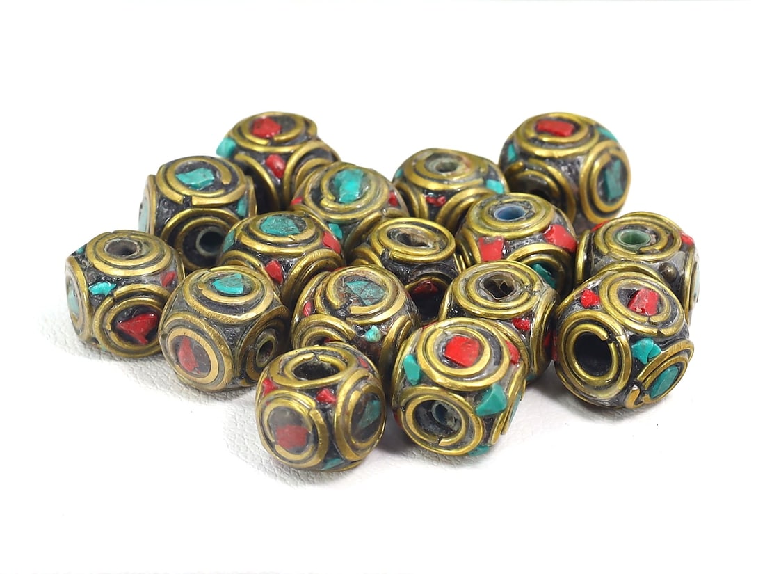 Collection of Vintage Tibetan Turquoise Coral Inlay Beads: 9x8mm Weight: 23.5 grams (Before Packing) Thousand Planet Auction House Season 5: Ten2Go Antique Beads Collection Auction. A bargain hunter's, fixer-upper's, and pack-rat's dream come true! Our Ten2Go