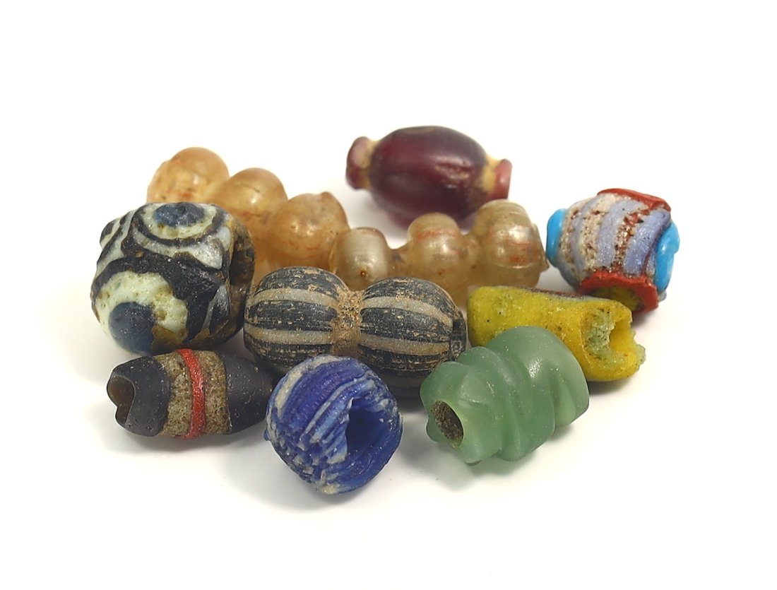 Ancient Glass Beads from The Late Berenike Harbor Temenos Ancient Egyptian Beads: 10.3x5.7mm Weight: 2.9 gaems (Before Packing) Thousand Planet Auction House Season 5: Ten2Go Antique Beads Collection Auction. A bargain hunter's, fixer-upper's, and pack-rat's dream come true! Our Te