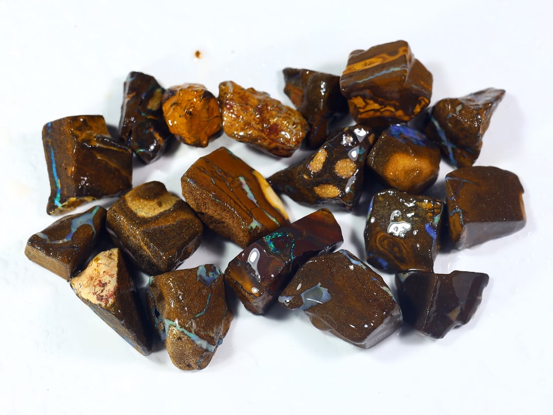 84 Grams Natural Australian Koroit Yowah Boulder Opal Rough Specimens: 20x14 mm Weight: 84 grams (Before Packing) Featuring property of local collections include Europe & Oriental antiques and decorative arts. A truly bargain hunter's, fixer-upper's, and pack-rat's dream