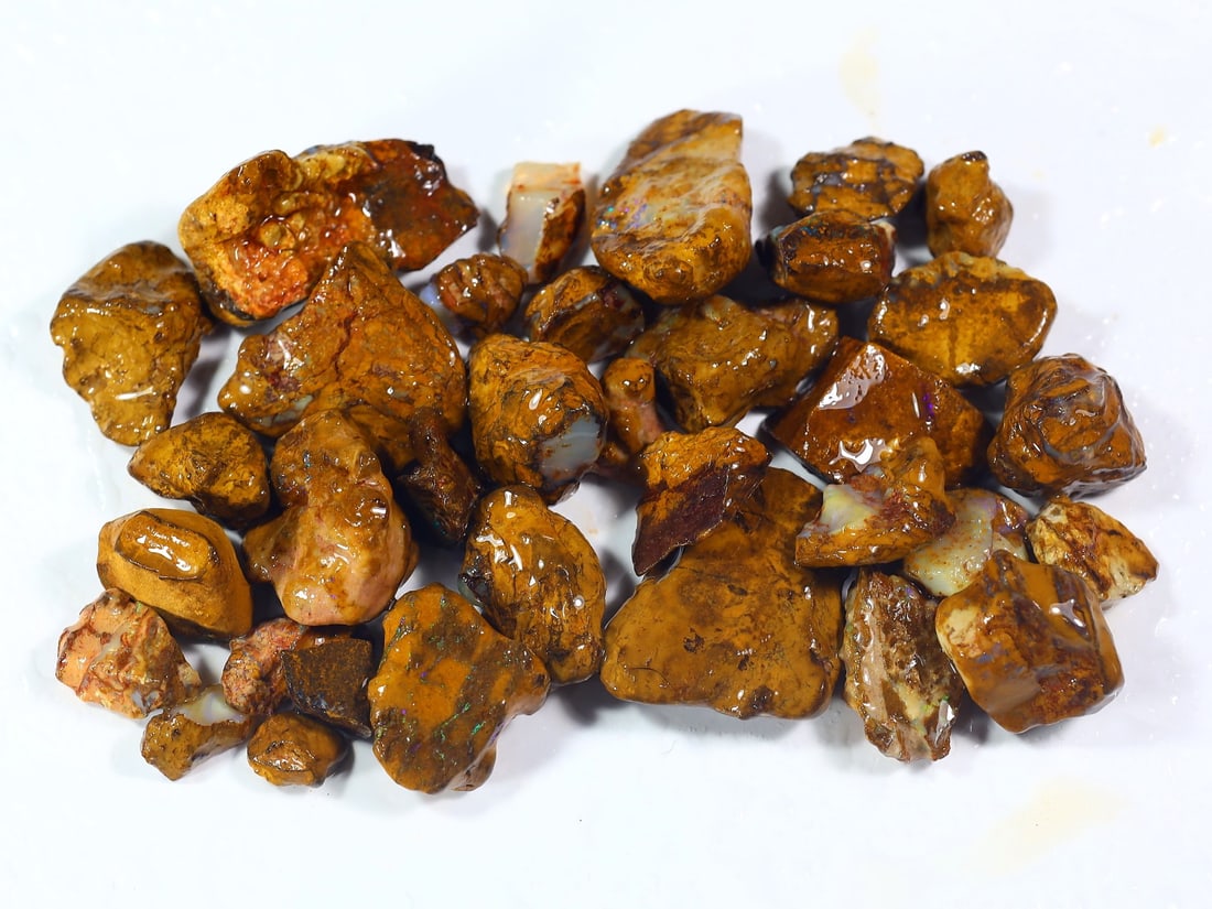 71 Grams Natural Australian Koroit Yowah Boulder Fossils Opal Rough Specimens: 29x17 mm Weight: 71 grams (Before Packing) Featuring property of local collections include Europe & Oriental antiques and decorative arts. A truly bargain hunter's, fixer-upper's, and pack-rat's dream
