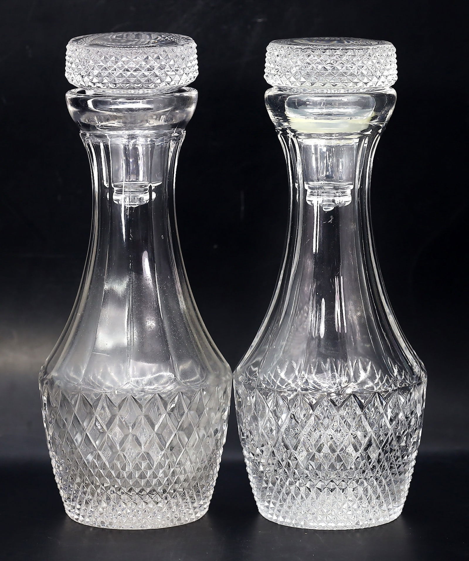 Pair of Vintage Japanese Kamei Glass Elegance Modern Diamond Cut Decanters (1 of 4)