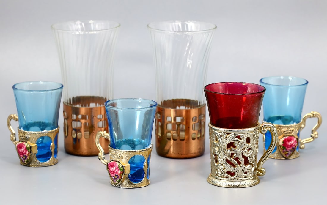 Collection of 6 Vintage Cordial Glass Shot Glasses (1 of 3)