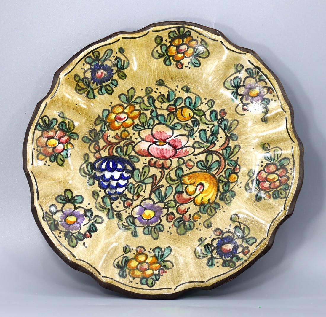 Vintage Italian Original Gubbio Hand Painting Ceramic Platter Wall Hanging (1 of 2)