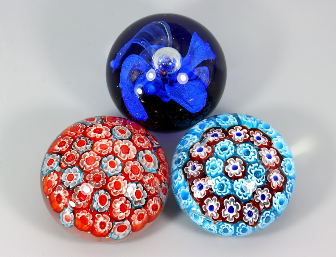 Collection of 3 Hand Blown  Miniatures Millefiori Glass Paperweights Art Glass Figurine (1 of 4)