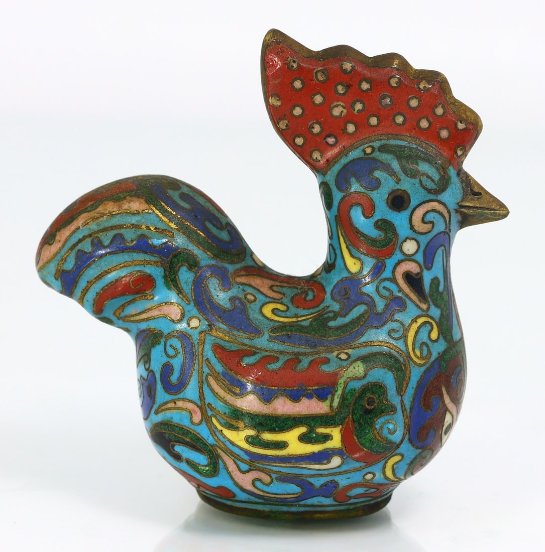 Antique Chinese Qing Dynasty Cloisonne Enamel Chicken Rooster Statue Figurine: 6.8x6.8cm Weight: 100 grams (Before Packing) A bargain hunter's, fixer-upper's, and pack-rat's dream come true! Our Ten2Go "warehouse" style auction presents over thousand lots in a fast-paced old-sty
