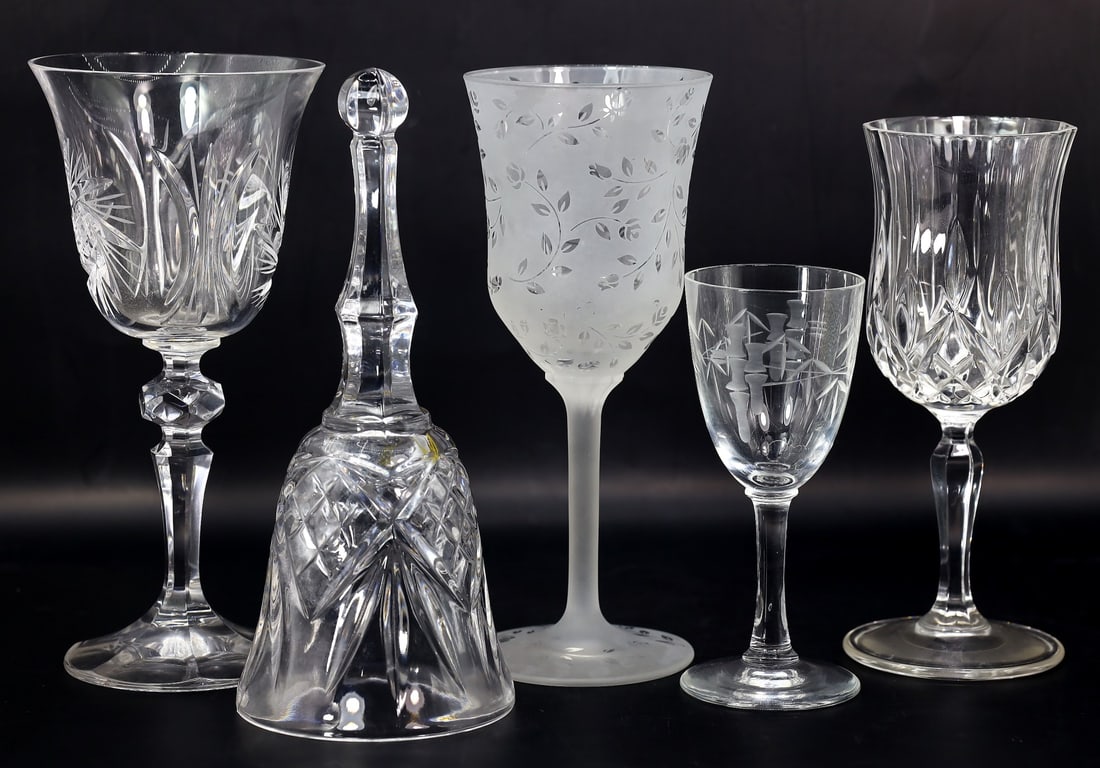 6 Vintage Collection Goblets Crystal Glasses Crystal Dinner Bell (1 of 3)