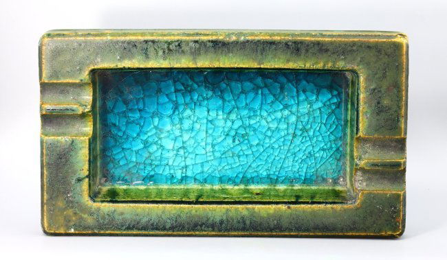 Aldo Londi, Bitossi Italy. Rare Tray with Fused Mosaic Glass 'Fritte' Series: 21.8x11.9Cm Weight: 1345 grams (Before Packing) A bargain hunter's, fixer-upper's, and pack-rat's dream come true! Our Ten2Go "warehouse" style auction presents over thousand lots in a fast-paced old-