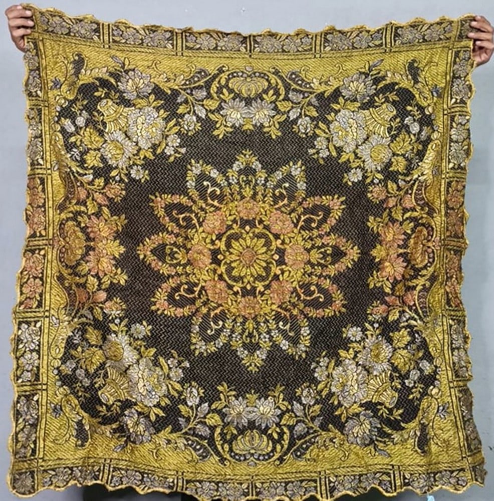 46"x46" Vintage Handmade Embroidered Tapestry & Wall Hanging (1 of 3)