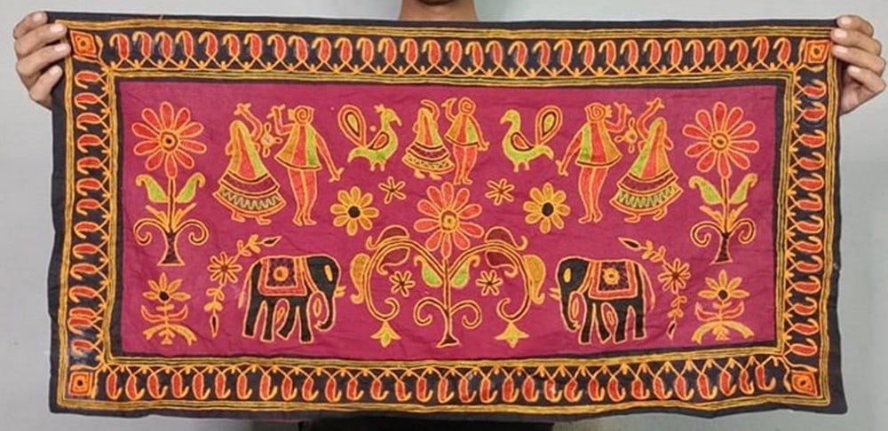 35"x18" Vintage Handmade Embroidered Tapestry & Wall Hanging (1 of 1)