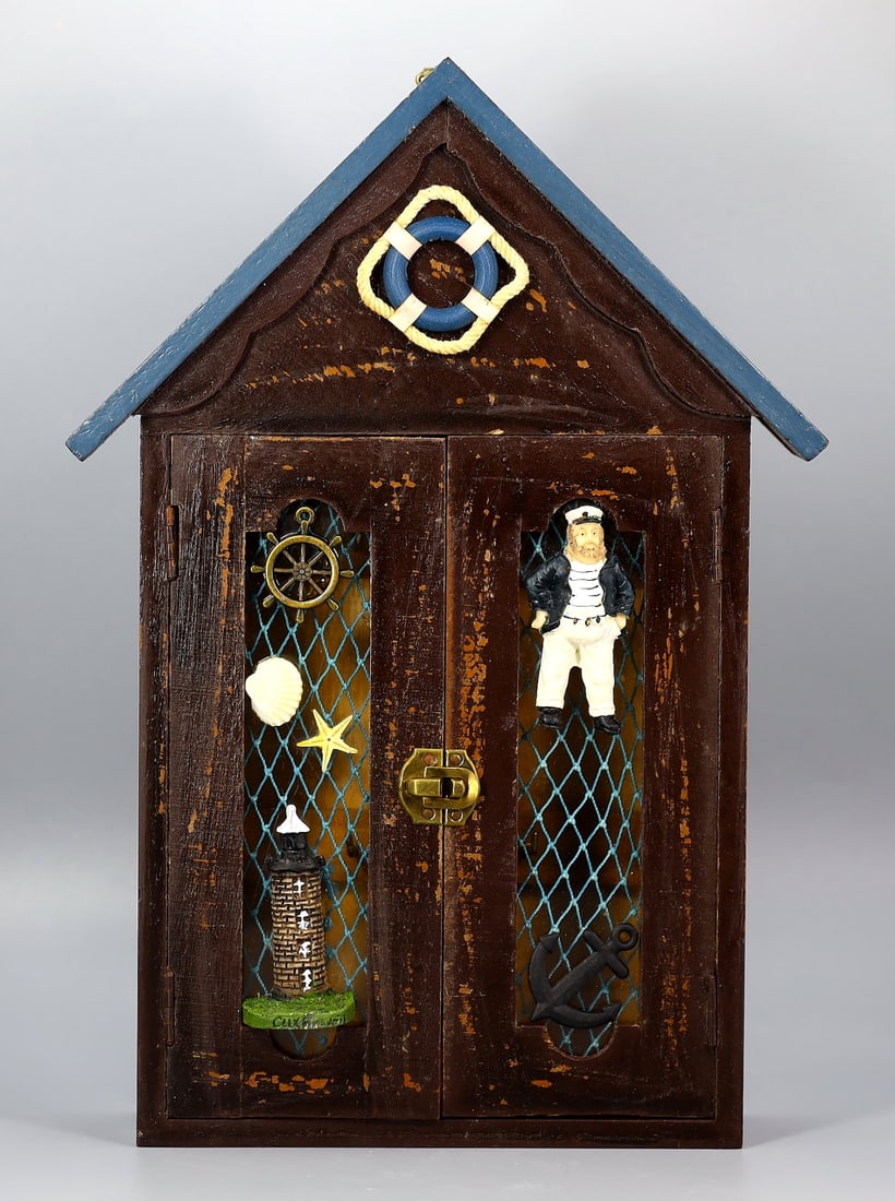 Vintage Style Wooden Key Storage Cabinet Key Holder Box with Hanging Hooks (1 of 5)