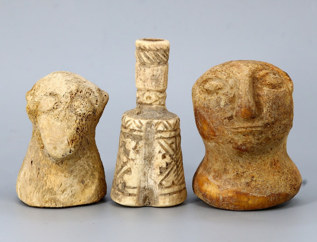Three Ancient Bactrian Bone Antique Sculptor Idol Bust: 4x6Cm Weight: 116 grams (Before Packing) A bargain hunter's, fixer-upper's, and pack-rat's dream come true! Our Ten2Go "warehouse" style auction presents over thousand lots in a fast-paced old-style a