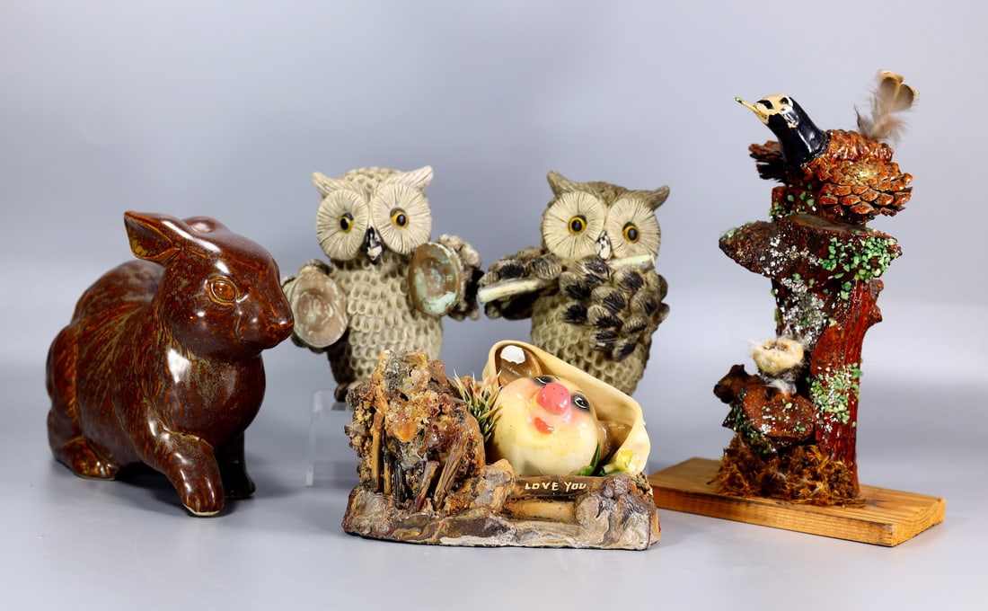 Mixed Collection of Vintage Animal Figurines Statue (1 of 2)