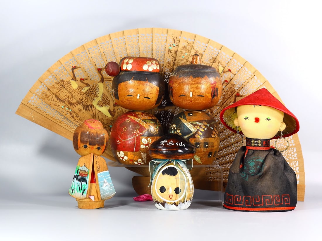 Collection of Vintage Japanese Wooden Kokeshi Doll Figurine Traditional Craft Toy and Portable Fan (1 of 3)
