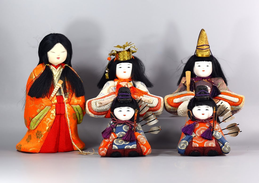 Collection of Vintage Japanese Ichimatsu Ningyo Doll (1 of 2)