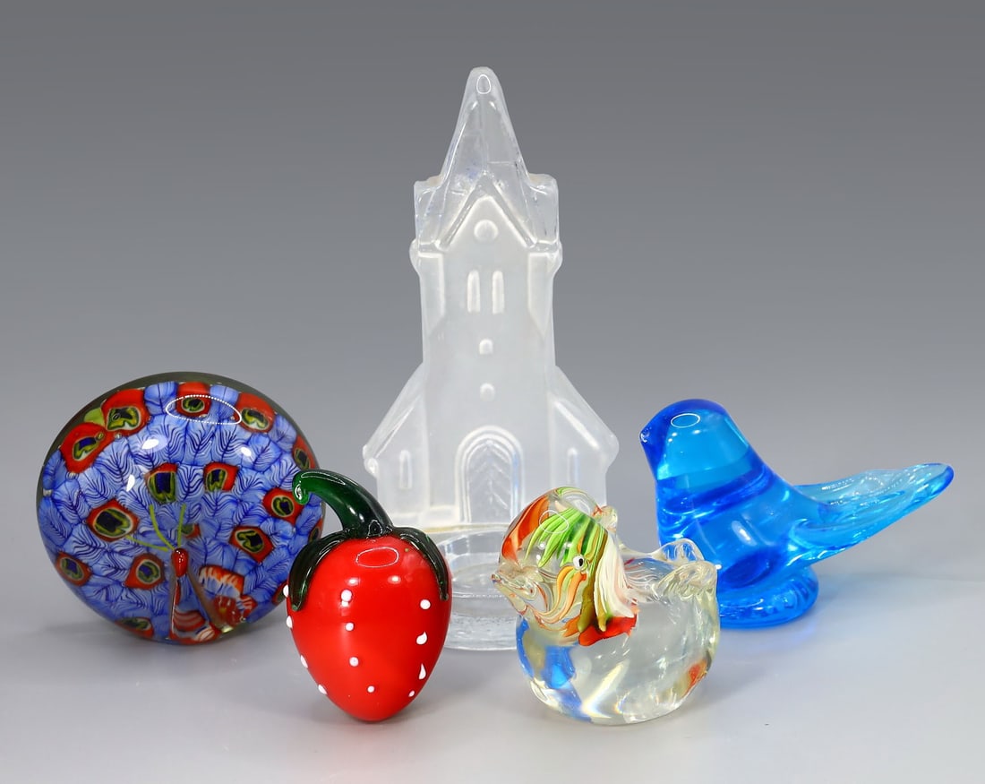 Group of Artistic Art Glass Paperweight Glass Ornament (1 of 2)
