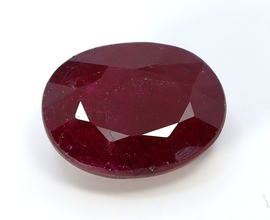 Certified 3.22Ct Natural Red Ruby Faceted (1 of 4)