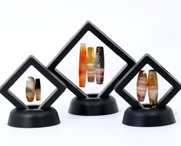 Collection of Seven Piece of Old Antique Carnelian Agate Beads in Boxes (1 of 2)