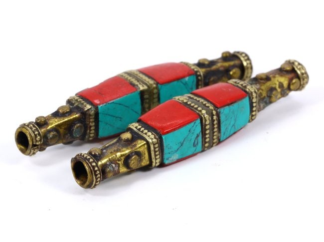 Vintage Himalayan Tibetan Blue & Red Colored Stone Brass Prayer Beads: 7x1cm Weight: 18.1 grams