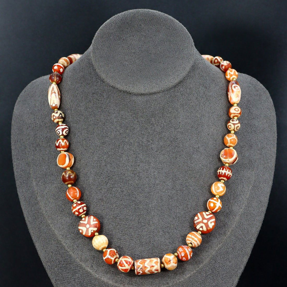 Old Himalayan Tibetan Etched Agate Carnelian Beads Necklace (1 of 3)