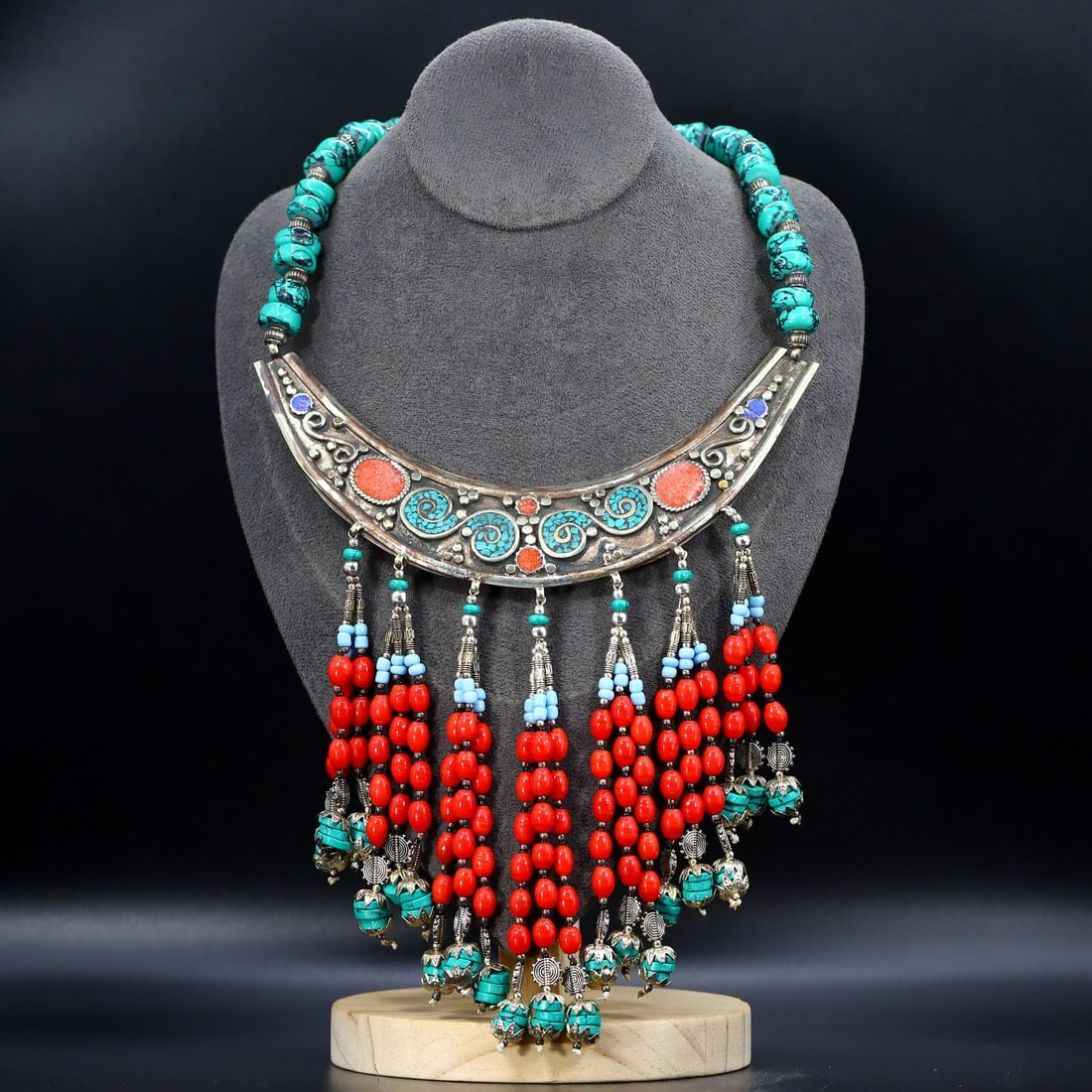 Vintage Himalayan Tibetan Bohemian Style Tribal Silver Necklace Pendant: 28" inches Weight: 210 grams