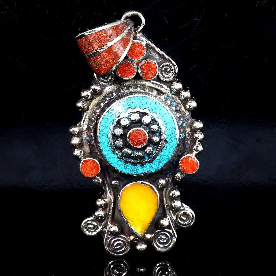 Vintage Himalayan Tibetan Bohemian Tribal Silver Inlaid Locket Pendant: 8x3.5cm Weight: 40 grams