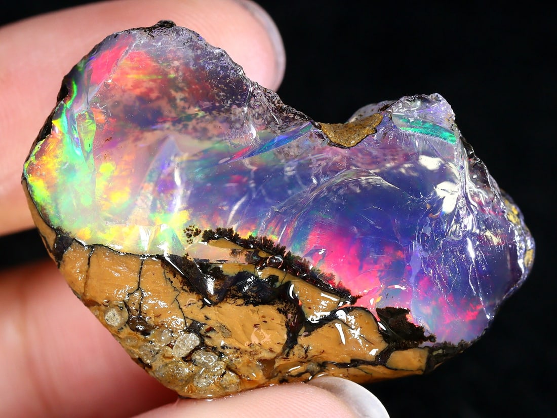 67Ct Collector Non-Hydrophane ContraLuz Crystal Opal Rough Specimen: 36x24x16mm Weight: 67Ct