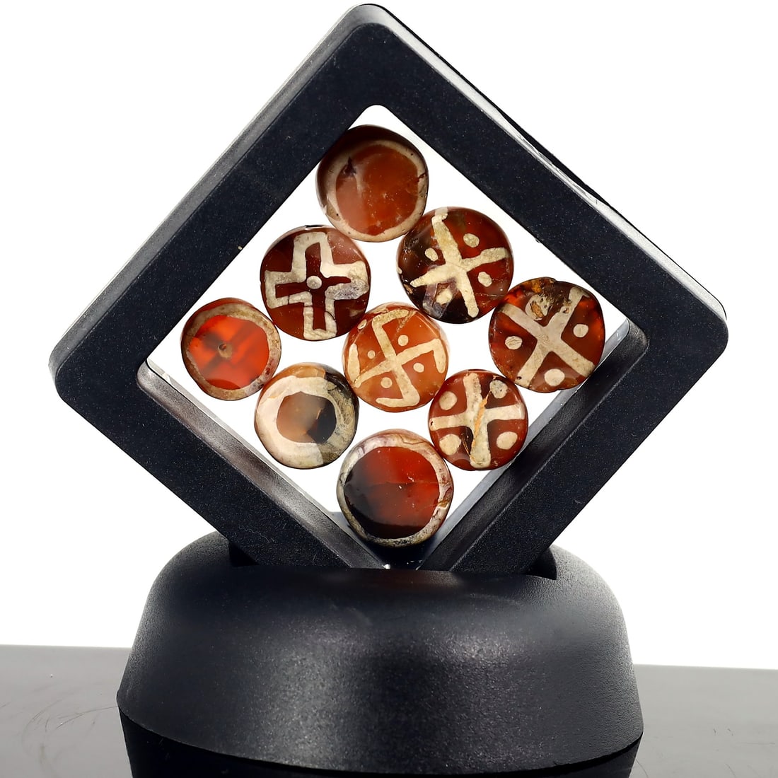 Old Vintage Indo Tibetan Etched Carnelian dzi Beads: 8-11mm Weight: 12 grams