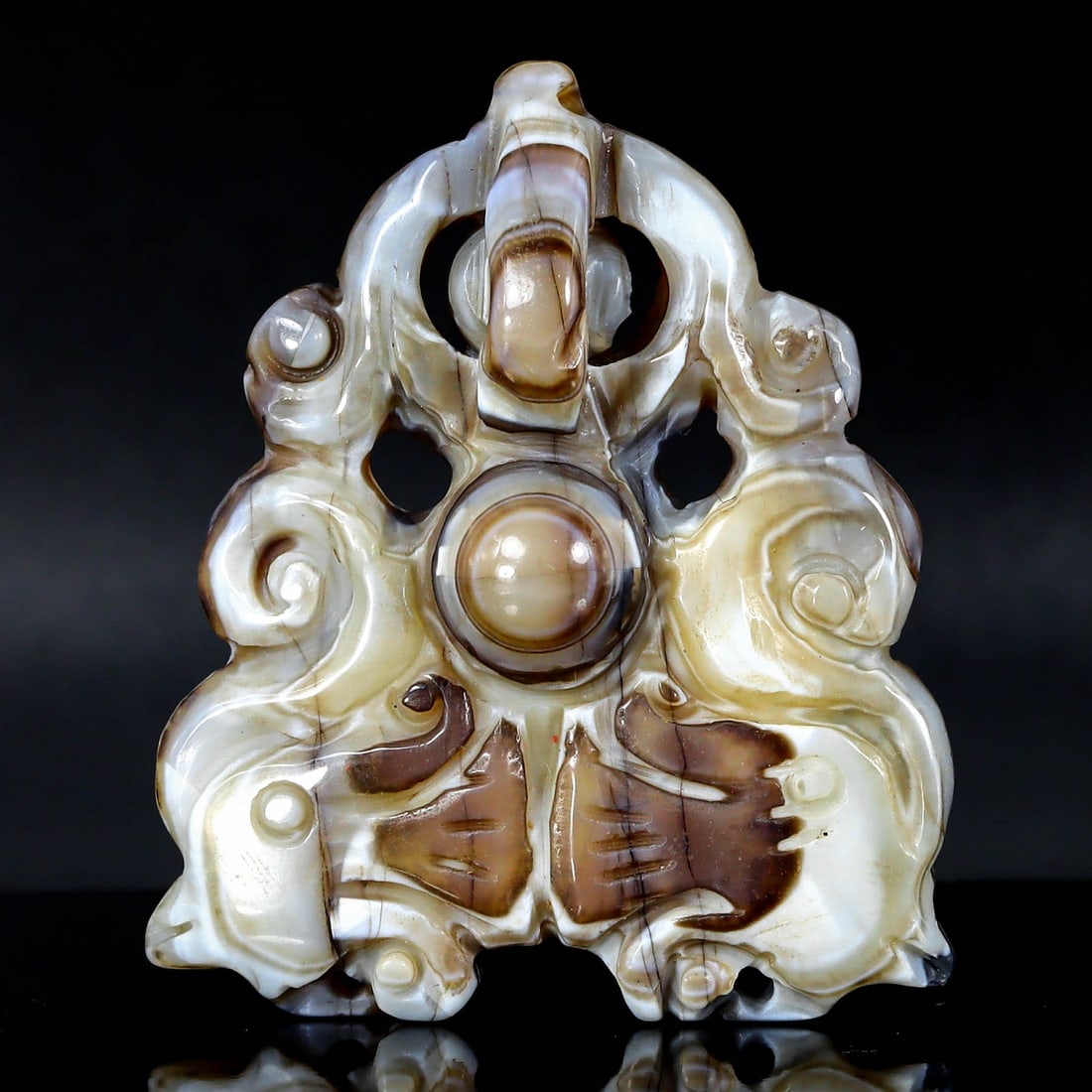 Tibetan Banded Agate Carving Locket dzi Bead Locket Ornament: 5.5x5cm Weight: 39 grams