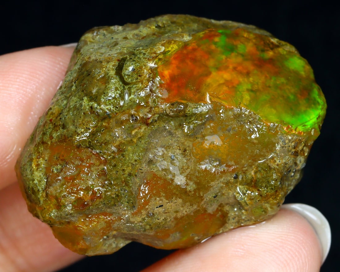 65.5Ct Collector Non-Hydrophane Crystal Opal Rough Specimen: 33x24x15mm Weight: 65.5Ct