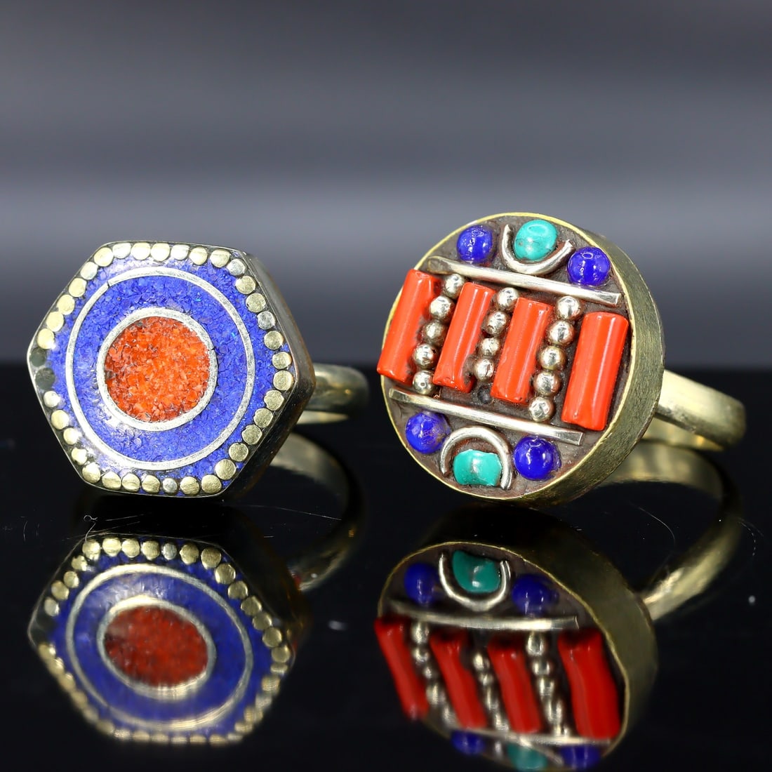 Vintage Tibetan Enamel Turquoise Lapis Blue & Coral Stone Inlaid Tribal Silver Ring (1 of 2)