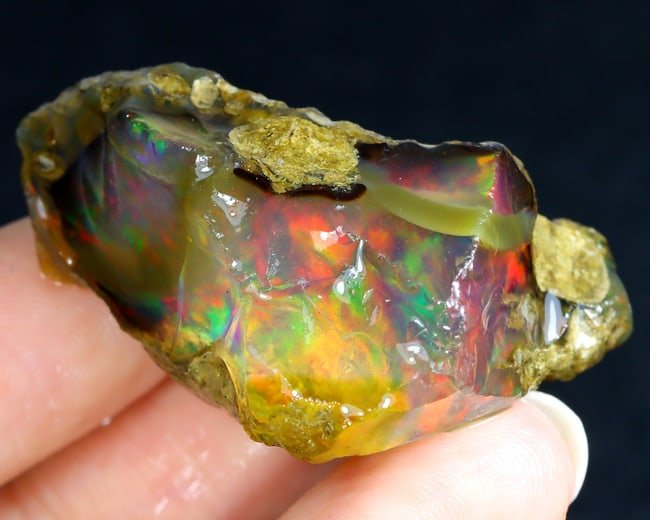 68Ct Collector Non-Hydrophane Crystal Opal Rough Specimen: 39x25x19mm Weight: 68Ct