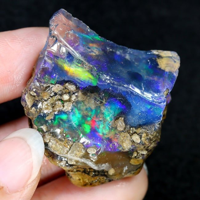 73Ct Collector Non-Hydrophane Crystal Opal Rough Specimen: 31x31x16mm Weight: 73Ct