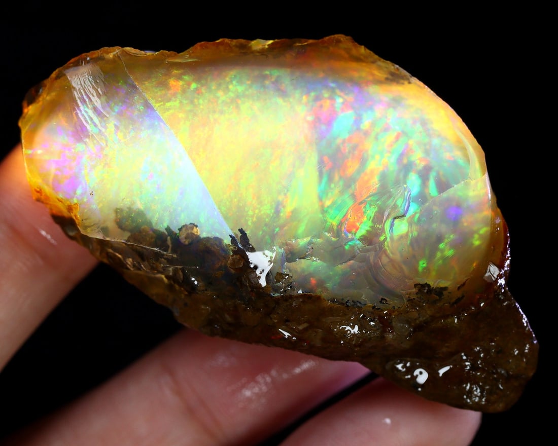 Ct Collector Non-Hydrophane ContraLuz Crystal Opal Rough Specimen: 57x32x28mm Weight: 223.6 grams