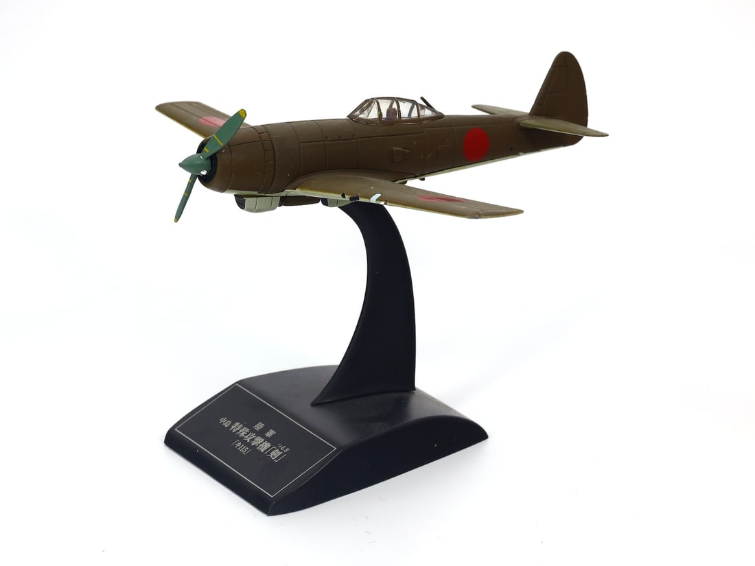 Vintage World War II Cast Iron AXIS Japanese Military Aircraft Toy Airplane Model: 14x12cm Weight: 68 grams