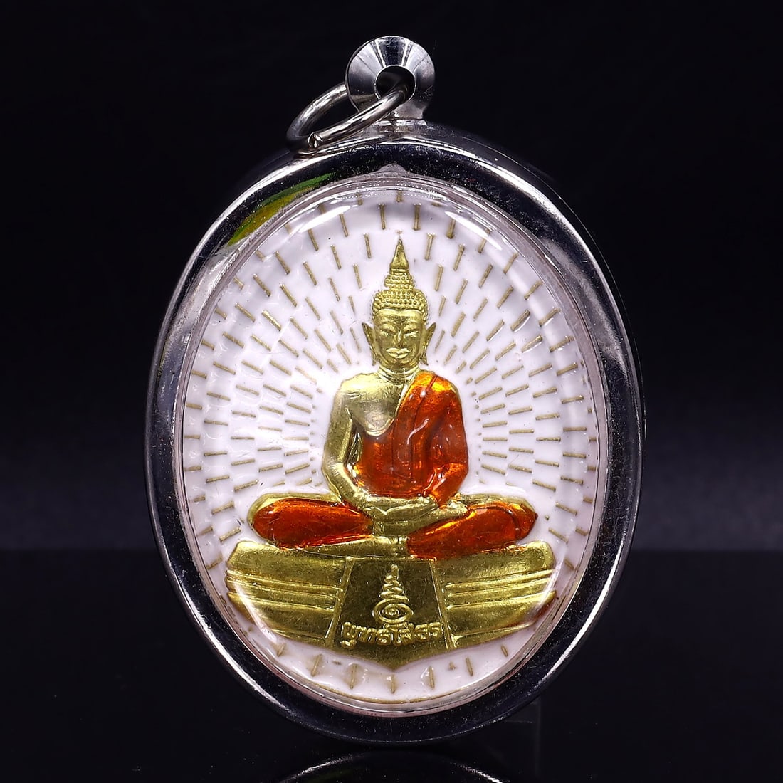 An Oriental Far East Buddha Image Amulet Decorated Case Pendant Locket: 6x4cm Weight: 43 grams