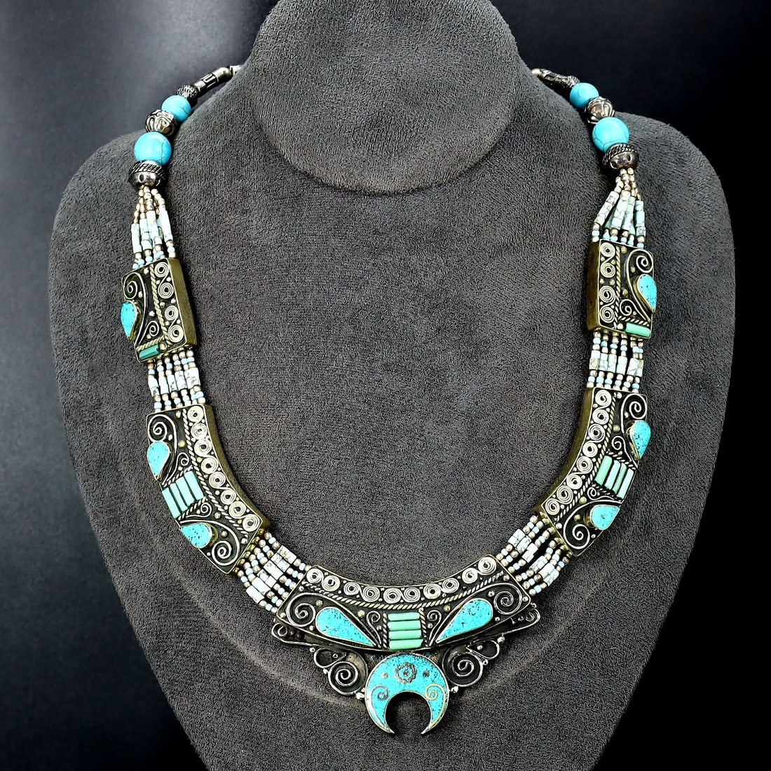 Vintage Himalayan Tibetan Bohemian Tribal Silver Inlaid Turquoise Pendant Pendant Necklaces: 18''Inches Weight: 138 grams