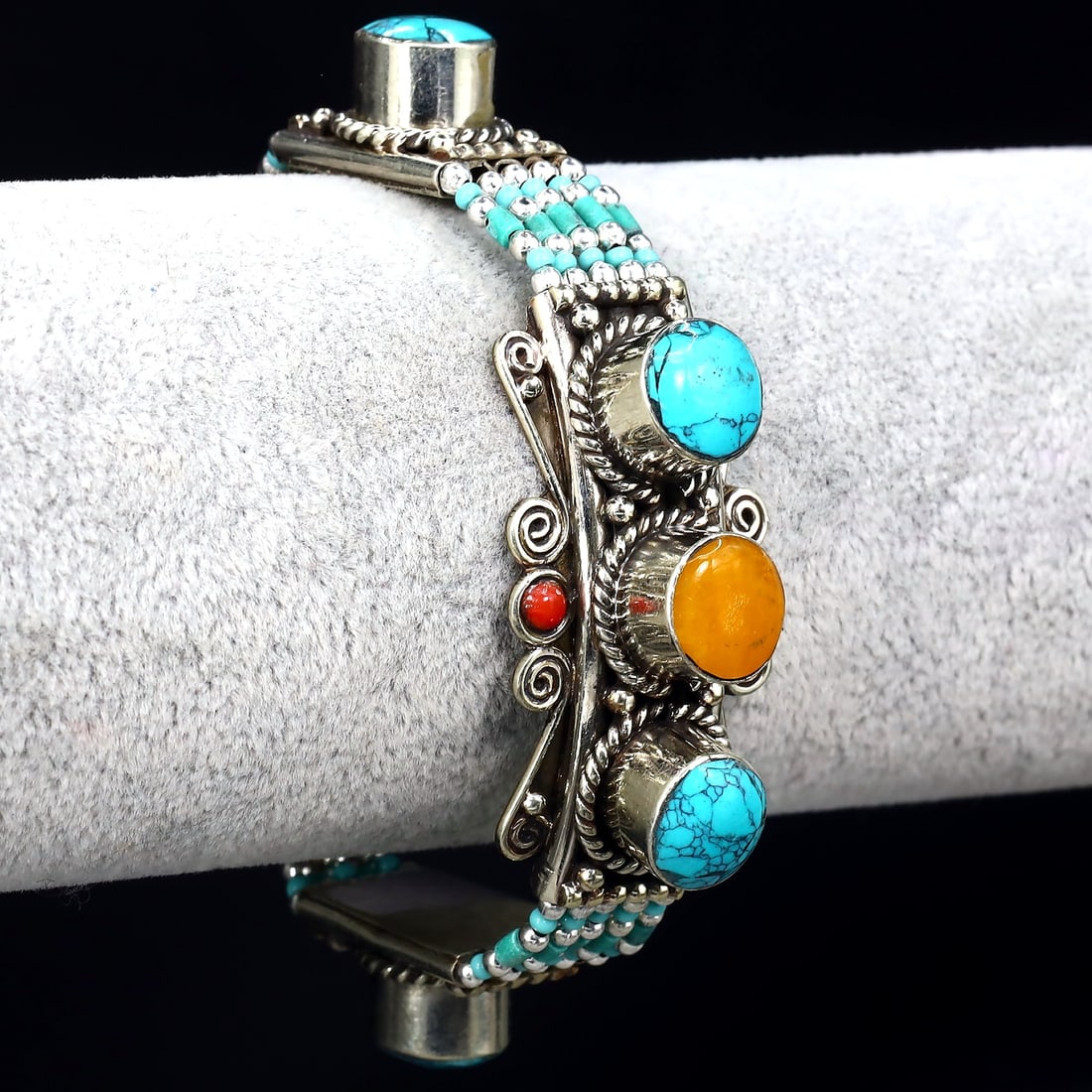 Vintage Himalayan Tibetan Bohemian Tribal Silver Bracelet: 7" inches Weight: 64 grams