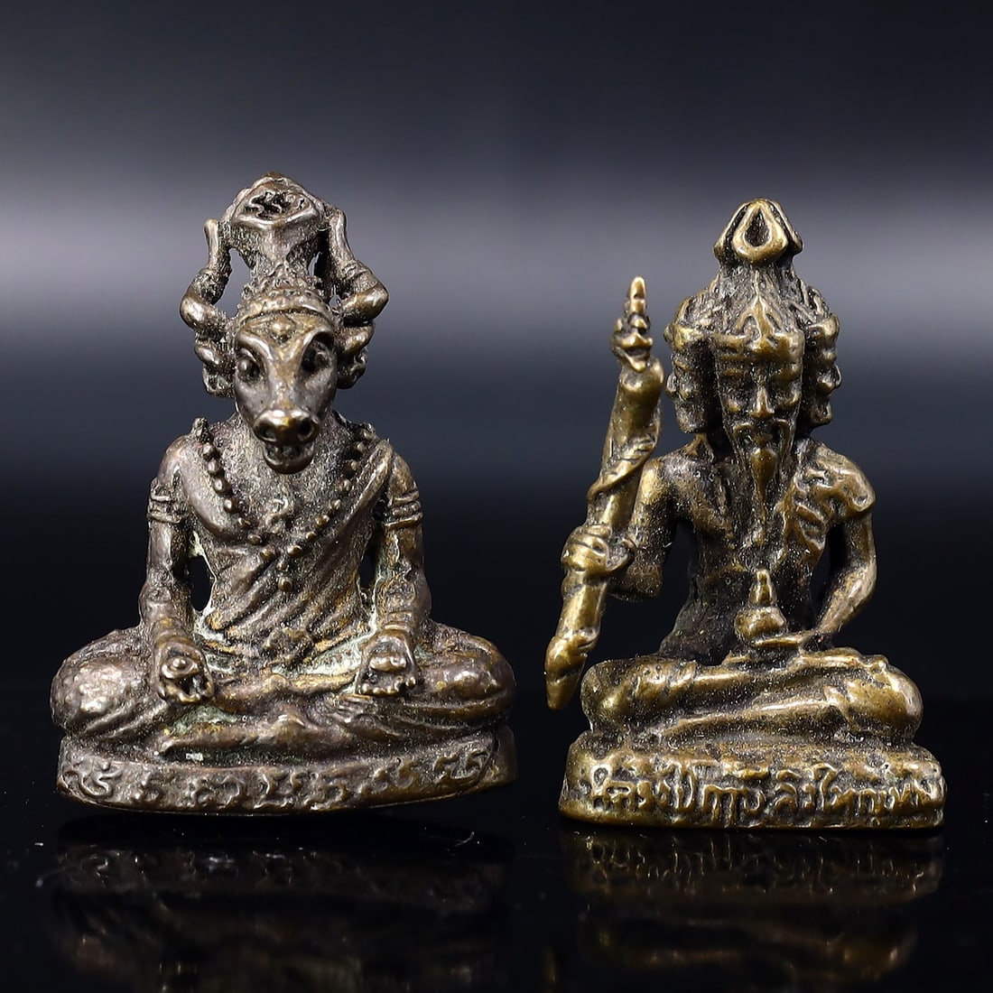 Vintage Indo-China Asian Buddhas Sculpture Decorative Objects: 3.5-3cm Weight: 48 grams