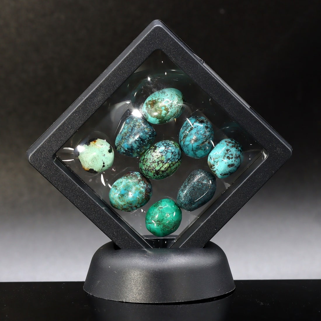 Collection of Antique Himalayan Tibetan Chinese Turquoise Bead: 1 - 1.5cm Weight: 55grams